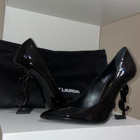 Saint Laurent Shoes - Saint Laurent Paris OPYUM PUMPS IN PATENT LEATHER Size: 37